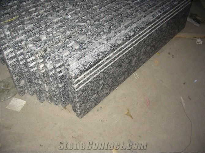 Guangdong Silver Grey Granite Steps,Sea Wave Flower Granite Stair Treads,Polished Wave Flower Granite Staircase with Stair Riser,Non-Slip Sea Wave Flower Granite Stair