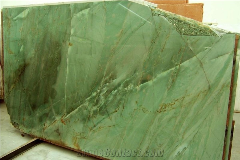 Verde Smeraldo Quartzite Tiles & Slabs, Green Polished Quartzite Floor Tiles Brazil