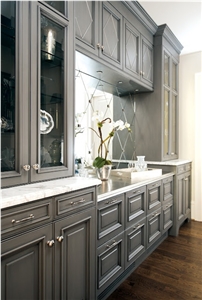 Beautiful and Durable White Quartz Kitchen Tops,Manmade Stone Tabletops with Eased Edge Profile Resistant to Stains,Heat and Scratches
