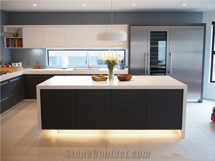 Engineered White Corian Stone Standard Sizes 126 *63 and 118 *55 with Kitchen Countertop Guaranteed Quality,Qualified for European Standards,More Durable Than Granite