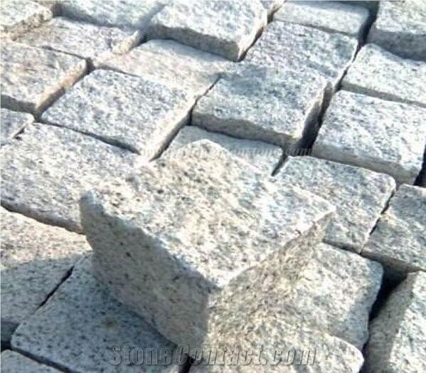China Grey Granite Cubes, G603 Granite Paving Sets, Sesame White Granite Walkway Pavers, Natural Grey Granite Cobble Stone for Driveway and Exterior Walkway Paving, Xiamen Winggreen Manufacturer
