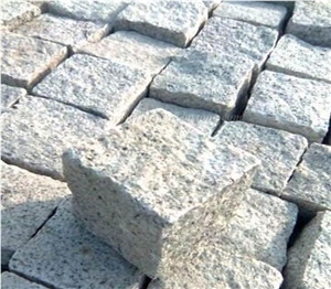 China Grey Granite Cubes, G603 Granite Paving Sets, Sesame White Granite Walkway Pavers, Natural Grey Granite Cobble Stone for Driveway and Exterior Walkway Paving, Xiamen Winggreen Manufacturer