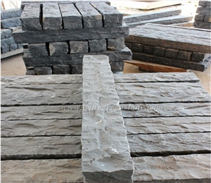 Competitive Price High Quality Zhangpu Black Granite Palisade & Pillar for Outside Decoration