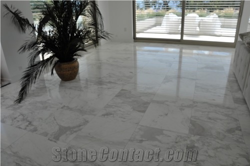 Arabescato Marble Floor Application