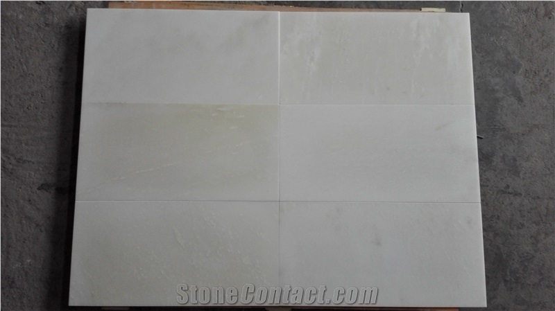White Cloudy Marble Slabs & Tiles