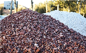 Red Pebble River Stone Driveways, Red River Stone, Polished Cobbles, Small Pebble Stone in Bulk for Walkway & Driveway