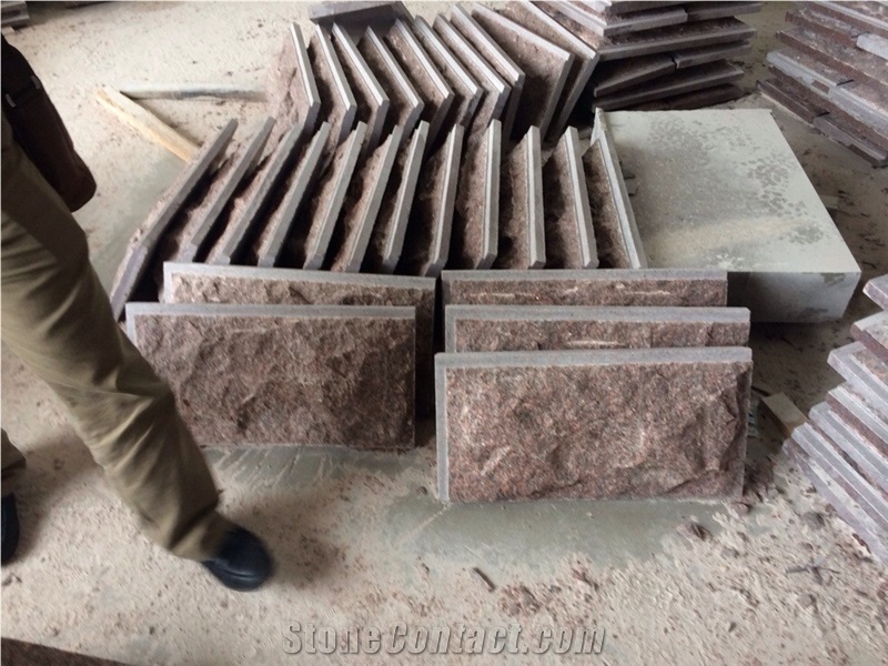 Indian Red Granite Mushroom Stone for Wall Cladding