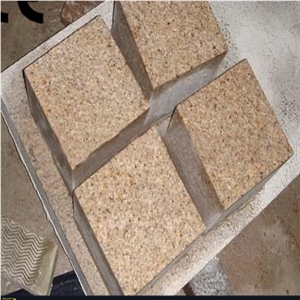 G682 Granite Cubestone,Yellow Cube Stone, Rustic Cubestone,China Yellow Cubestone,Yellow & Rusty Granite Cube Stone,Cobble Stone,Paving Sets,Garden Stepping Pavements,Courtryard Road Pavers