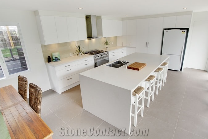 Manmade Stone White Quartz Stone with Bright Surface Various Colors Kitchen Countertop in Custom Design More Durable Than Granite,Minus the Maintenance