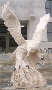 China G682 Yellow Granite Eagle Sculpture Eagle Carving Animal Sculpture