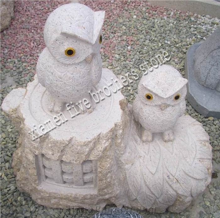 China G682 Yellow Granite Natural Garden Stone Animal Carving with Eagle Shape