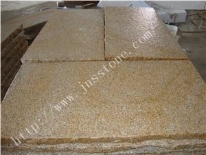 China Yellow Granite/Golden Sun /Golden Desert/Walling/Flooring/Paving G682 / Granite Tile/Cut-To-Size Stone