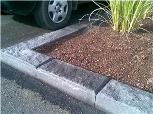 China Back Basalt Exterior Stone Curbs,Kerbstone,Road Stone Pavers Landscaping Stone