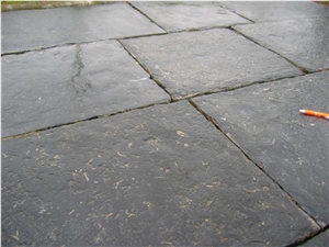 China Shandong Blue Stone Pavers Pattern Patio Bluestone Floor Covering