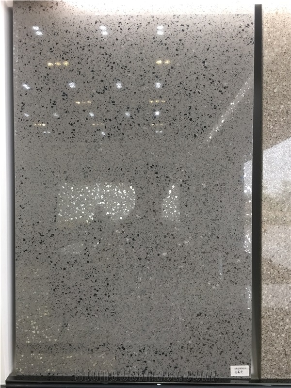 Grey Granite-Look Quartz Surfaces Slabs and Prefabricated 20mm/25mm/30mm Hot Sell in China Sgs Ce Certificate