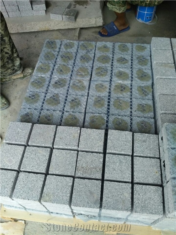 Flamed Face Granite for Landscape, Grey Color 10 cm by 10cm 5 cm Thickness Back Mesh Cube Stone Paving Sets