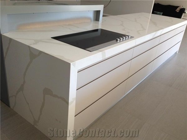 Nsf Sgs Quality Manufacturer Calacatta White Marble Look Quartz Stone Solid Surfaces Polished Slabs & Tiles Engineered Stone Artificial Stone Slabs for Hotel Kitchen,Bathroom Walling Panel Customized 