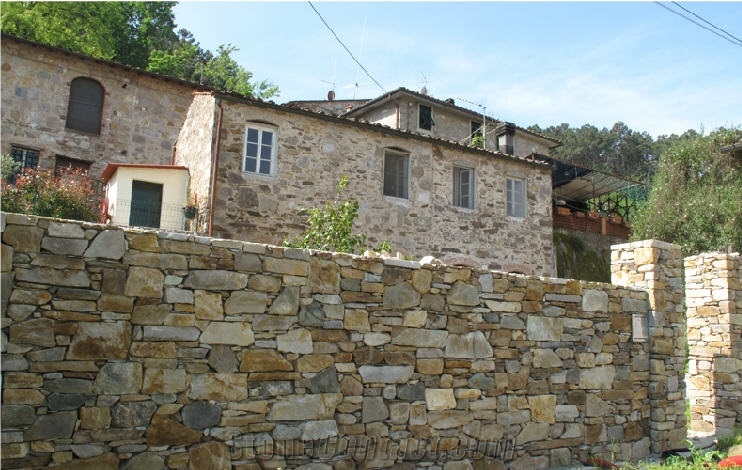 Pietra Di Guamo Masonry, Dry Wall Stone