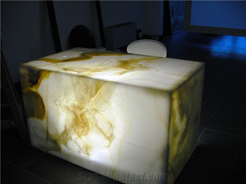 Onice Bianco Translucent Desk