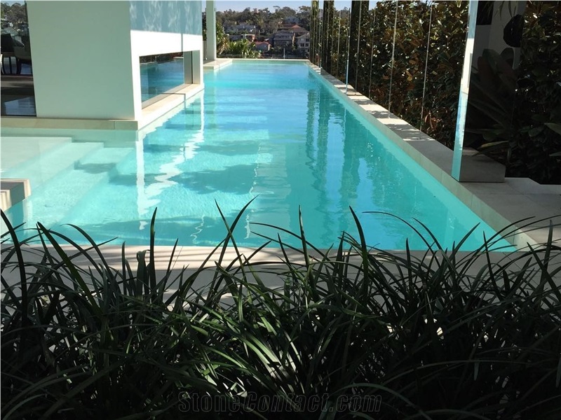 Crema Nova Honed Swimming Pool Deck