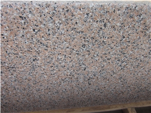 Granite Tile, Granite Half Slab, China Beautiful Granite, Cheap Granite, Floor Covering, Building Stone, Chinese Popular Small Slab, Paving Stone, Granite Floor Covering, Building Stone, Cheap Stone