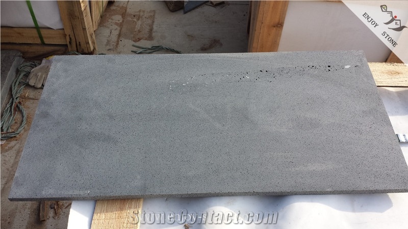 China Bluestone Cut to Size Sawn Tiles / Zhangpu Bluestone Sawn Tile with Cat Paws or Honeycomb / Bluestone Machine Cut Wall Cladding / Bluestone Pavers