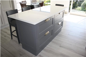 Bst Quartz Stone Pre-Fabricated Tops Customized Countertop Shapes with Various Edge Profiles Combines Performance and Design,Environmentally-Friendly