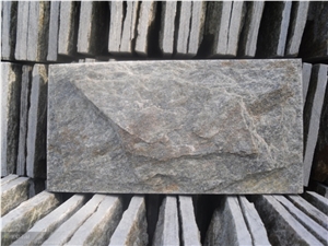 China Super White Quartzite Mushroom Stone Split Face for Wall Panel