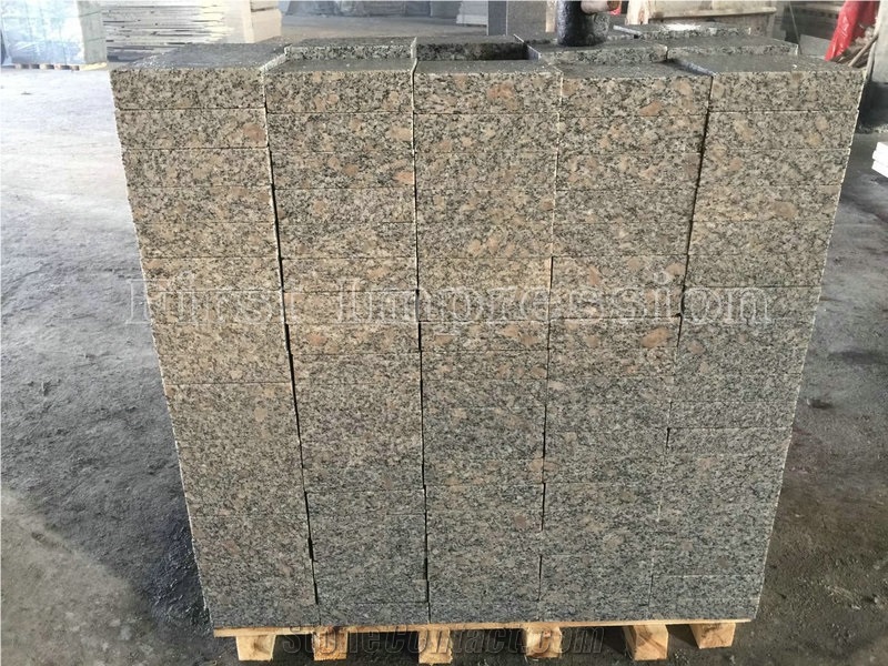 Cheapest Chinese Granite Slabs & Tiles/Light Grey Granite G383/Kerbstone/Paving Stone/Exterior Floor Paving