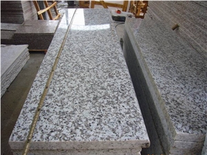 Good Price,High Quality,Own Factory Direct Sale G439/China Bianco Sardo/Big White Flower/Puning White Granite Stair & Steps for Project/Hotel/House Decoration
