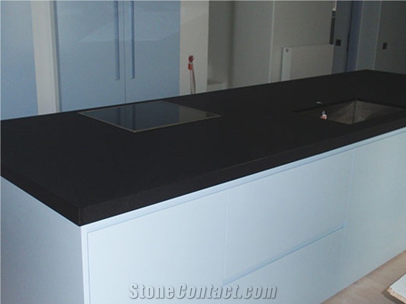 Kitchen Island from Synthetic Black Quarzt