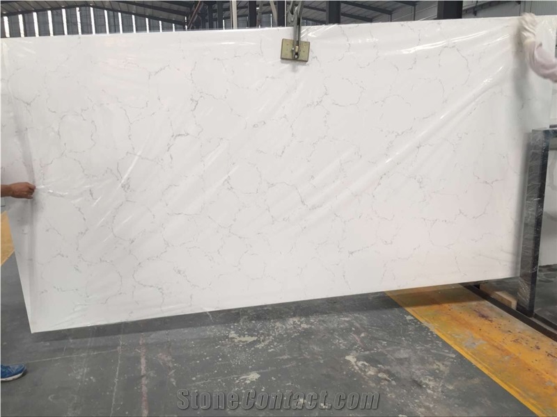 The Beautiful and Friendly Solution for Countertops Carrara White Quartz Stone Polished Surface Slab Standard Sizes 126 *63 and 118 *55 for Multifamily/Hospitality Projects