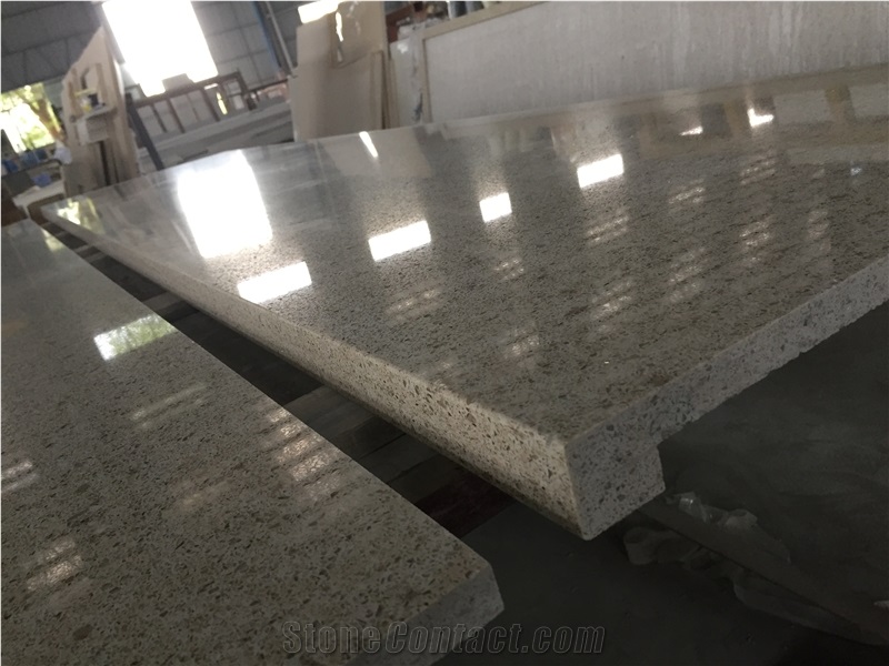 China Good Quality Engineered Stone Gold Coast Quartz Countertops for Usa and Canada Market and for Solid Surface