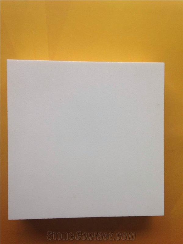 China Polished Pure White Quartz Stone 2cm & 3cm Big Slabs ,Absolute White Of Engineer Stone for Countertops ,Vanity Tops , Table Tops .