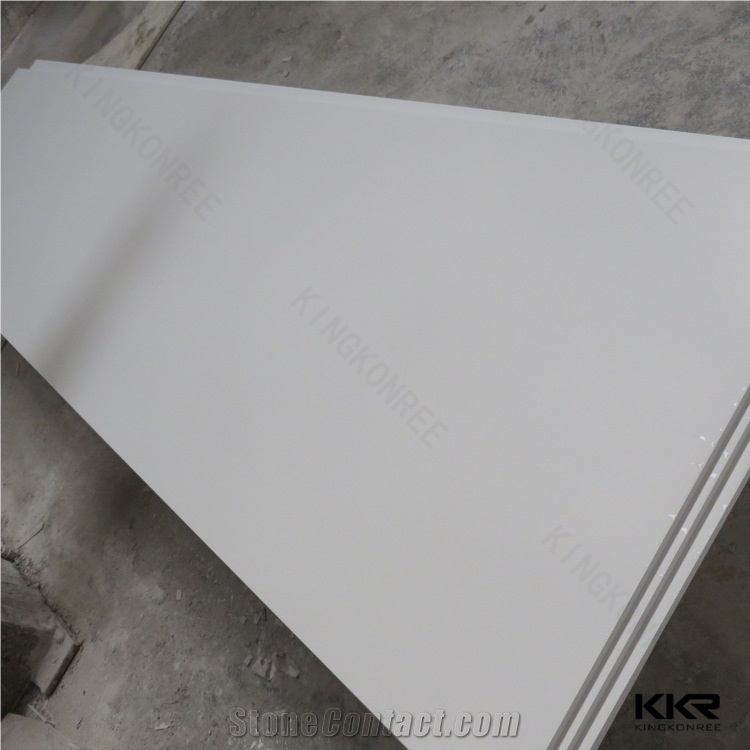 Plain White Engineered Stone Corian Solid Surface Tub Surrounds