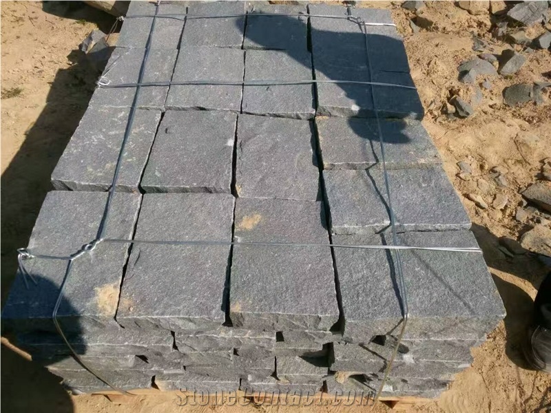 G685 Zhangpu Black Basalt Split Natural Surface Paving Cobble Stones