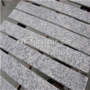 China Tiger Skin Rusty Granite Stone Polished Bullnosed Step,Stair Treads,Risers,Staircase