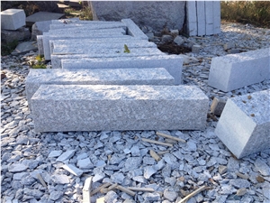 G359 White Granite No Pink Spots Pineappled Surface Kerbstones