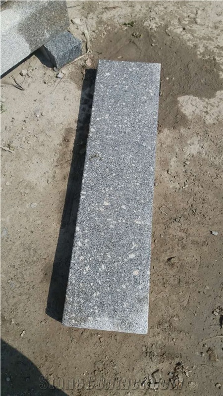 G375 Montain Grey Granite Kerbstones Flamed Bush Hammered Very Cheap