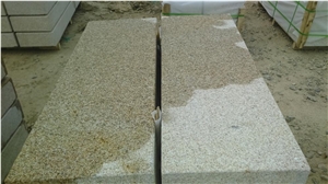 Own Factory Cheapest Price China G350 G682/Rusty Yellow/Sunset Gold/Golden Sand/Giallo Ming/Giallo Rusty/Ming Gold/Yellow Rust/Desert Gold/Giallo Fantasia Granite Kerbstones & Steps