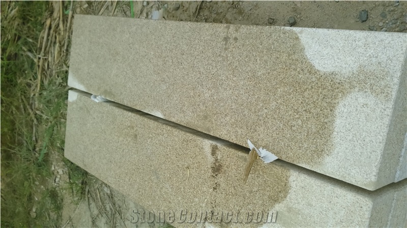 Own Factory Cheapest Price China G350 G682/Rusty Yellow/Sunset Gold/Golden Sand/Giallo Ming/Giallo Rusty/Ming Gold/Yellow Rust/Desert Gold/Giallo Fantasia Granite Kerbstones & Steps