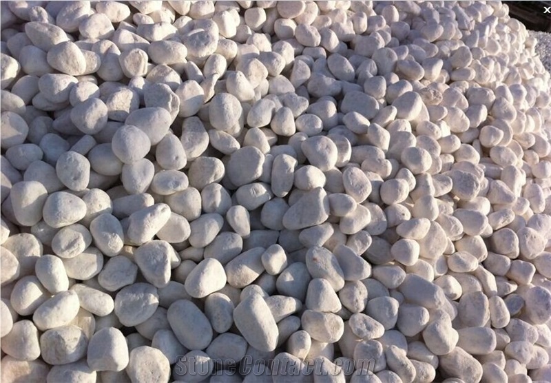 Landscaping Stone Pebble/River/Mixed Pebble Stone in a Quality Suitable for Walkway and Driveway