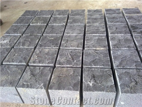 Black Granite Cobble Stone /Split Surface Cube Stone For Floor Covering /Top Natural Surface Black Granite For Walkway Pavers