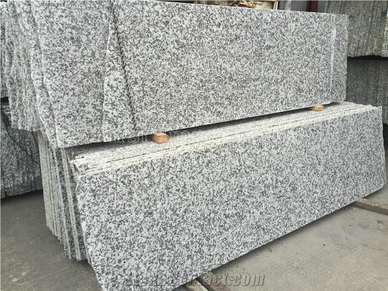 Hot Sale G439 Natural Granite Slabs & Tiles/Good Price & High Quality/Own Factory Direct G439/China Bianco Sardo/Big White Flower Granite/Cut-To-Size for Floor Covering and Wall Cladding