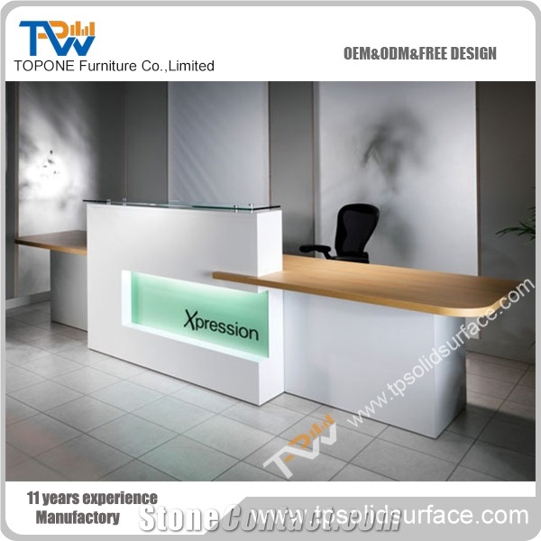 Cambered Modern Shape Solid Surface/Man-Made Clothing Showroom Design