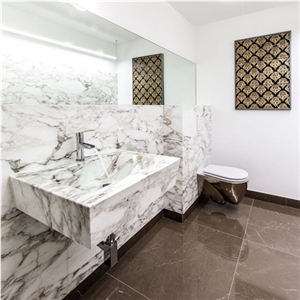 Calacatta Pearl Marble Bathroom Design