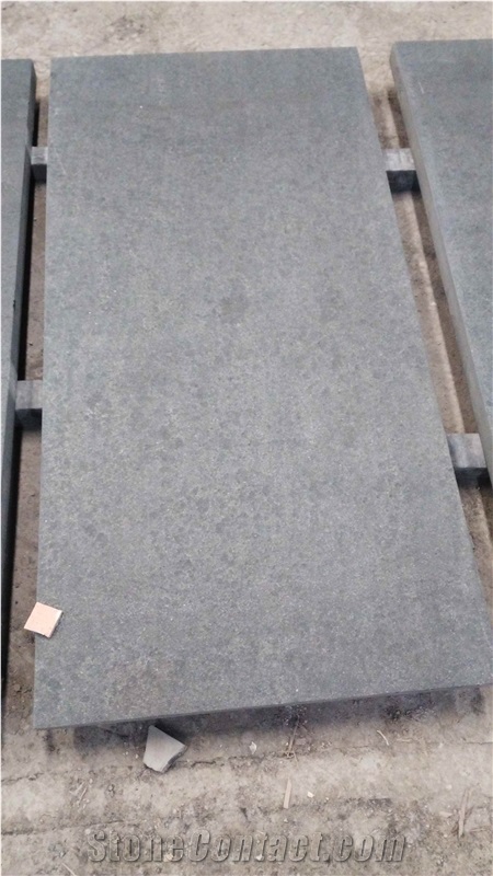 Mongolia Black Basalt Slabs Flamed and Brushed Surface for Wall and Stairs