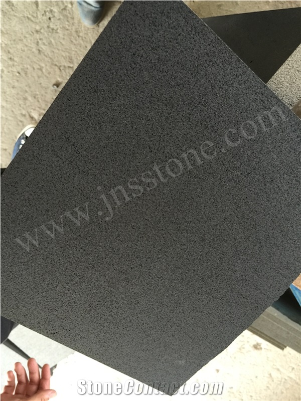 Hainan Black Basalt / Dark Bluestone/Chinese Black Basalt Tile & Slab