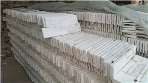 Competitive Price Pure White Quartzite Cultured Stone/Stacked Stones/Veneer Stones Panel for Exterior Decoration and Wall Cladding