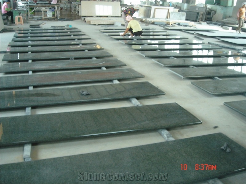 China Green Granite Kitchen Countertop